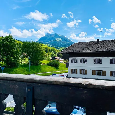 Besilima - Gemuetliche Familien-ferienwohnung In Historischem Haus Nahe Schliersee *